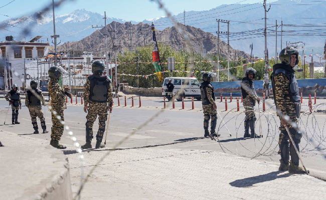 4-hour relaxation in curfew announced in Leh; forces deployed in strength